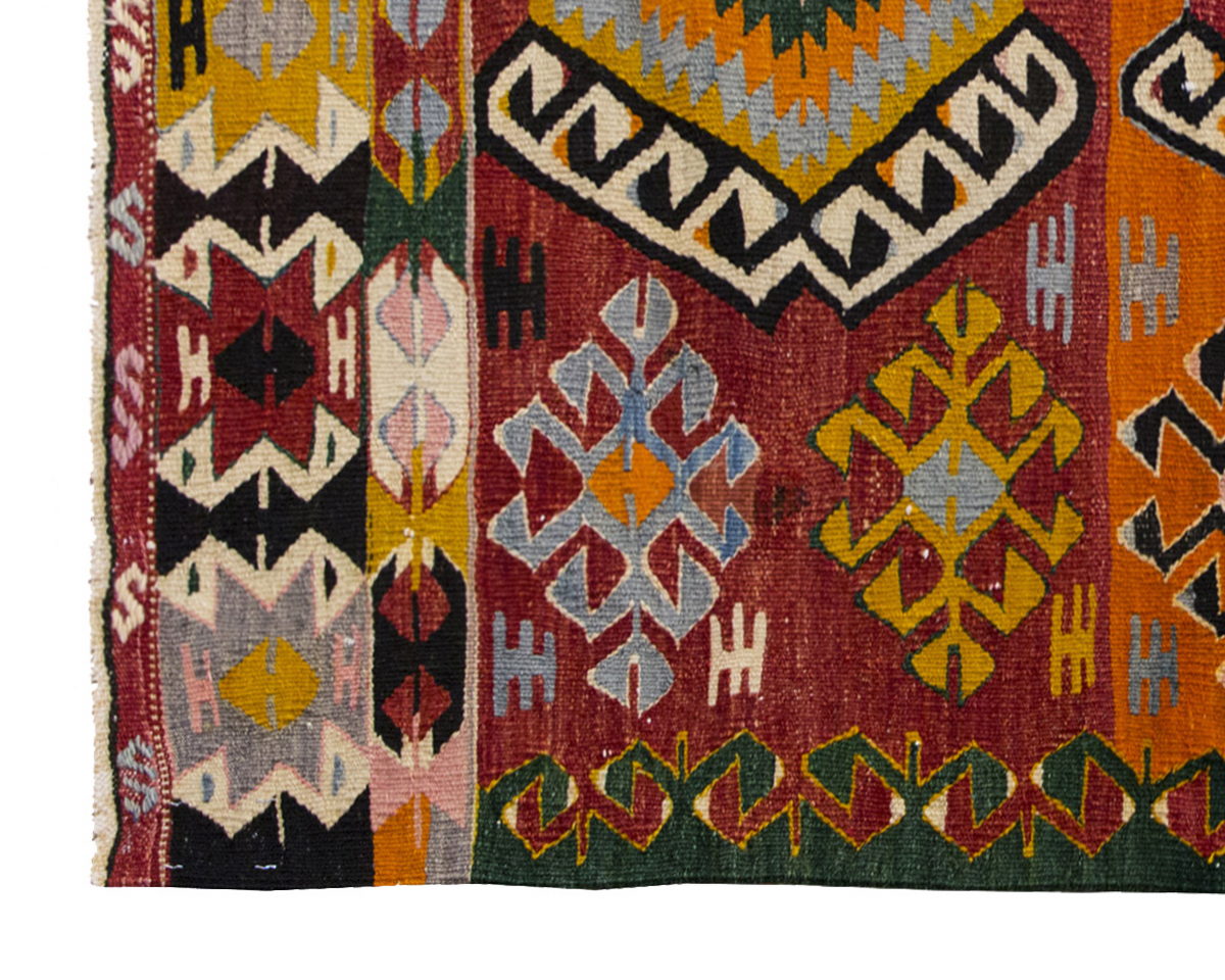 Vintage Turkish Rug, 148 x 104 cm, 4.10 x 3.4 ft