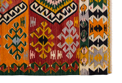 Vintage Turkish Rug, 148 x 104 cm, 4.10 x 3.4 ft