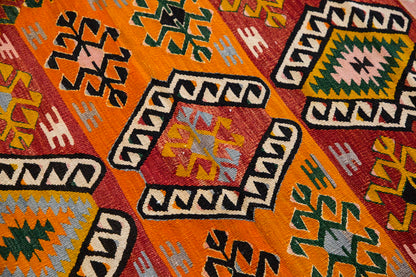 Vintage Turkish Rug, 148 x 104 cm, 4.10 x 3.4 ft