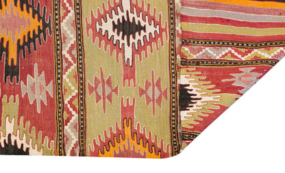 Vintage Turkish Rug, 148 x 224 cm, 4.10 x 7.4 ft