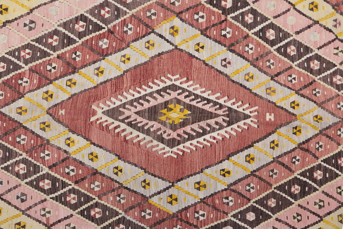 Vintage Turkish Rug, 166 x 306 cm, 5.5 x 10 ft