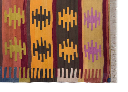 Vintage Turkish Rug, 187 x 116 cm, 6.1 x 3.9 ft