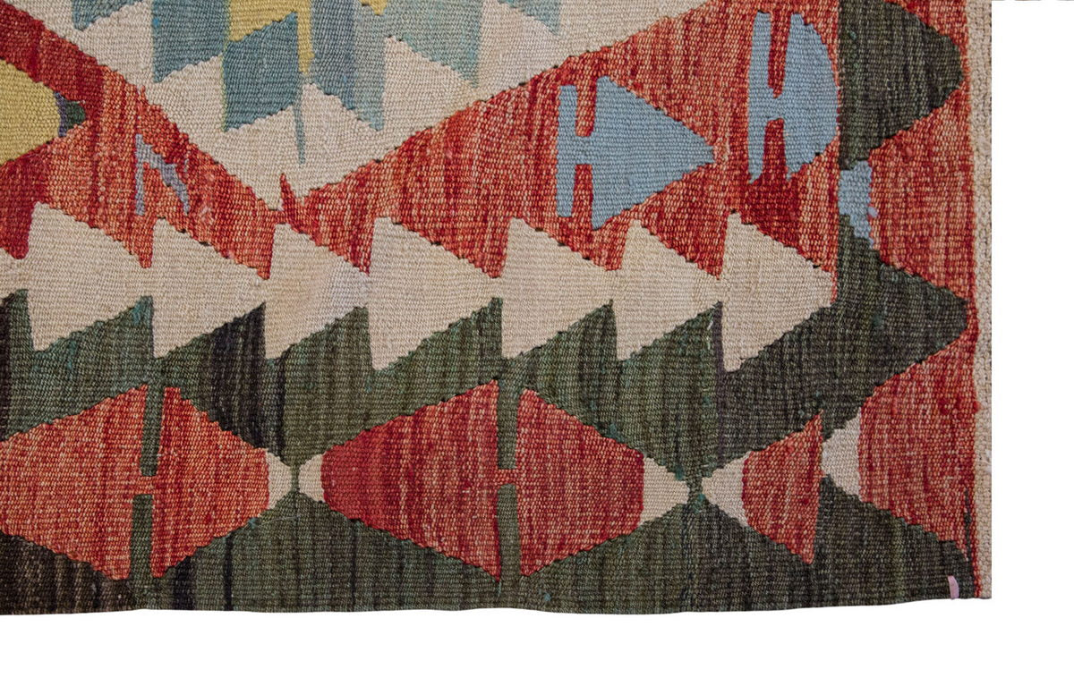 Vintage Turkish Rug, 2.10 x 3.9 ft, 88 x 115 cm