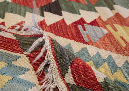 Vintage Turkish Rug, 2.10 x 3.9 ft, 88 x 115 cm