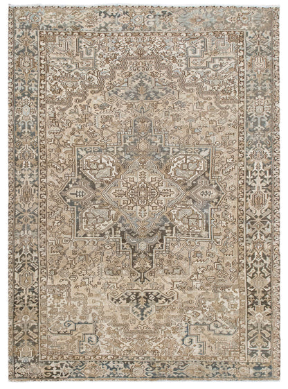 Vintage Turkish Rug, 253x347 cm (8.3x11.4 ft)