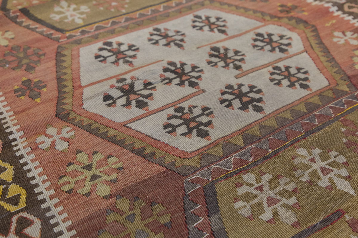 Vintage Turkish Rug, 3.1 x 5.7 ft, 96 x 172 cm