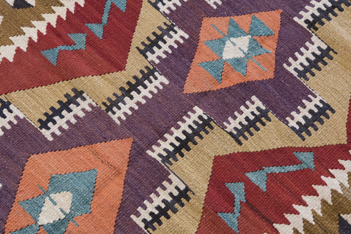 Vintage Turkish Rug, 3.10 x 2.11 ft, 117 x 91 cm