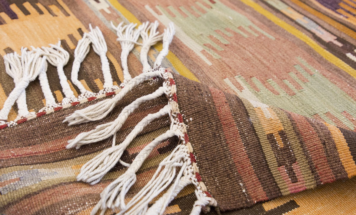 Vintage Turkish Rug, 3.10 x 5.8 ft Rug, 119 x 173 cm
