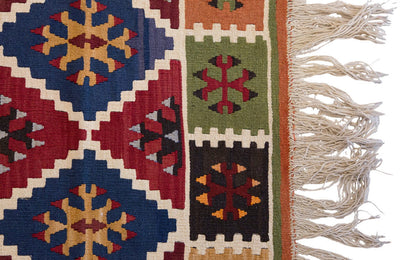 Vintage Turkish Rug, 3.10 x 6.2 ft, 117 x 188 cm