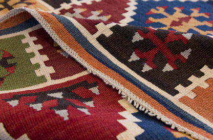 Vintage Turkish Rug, 3.10 x 6.2 ft, 117 x 188 cm