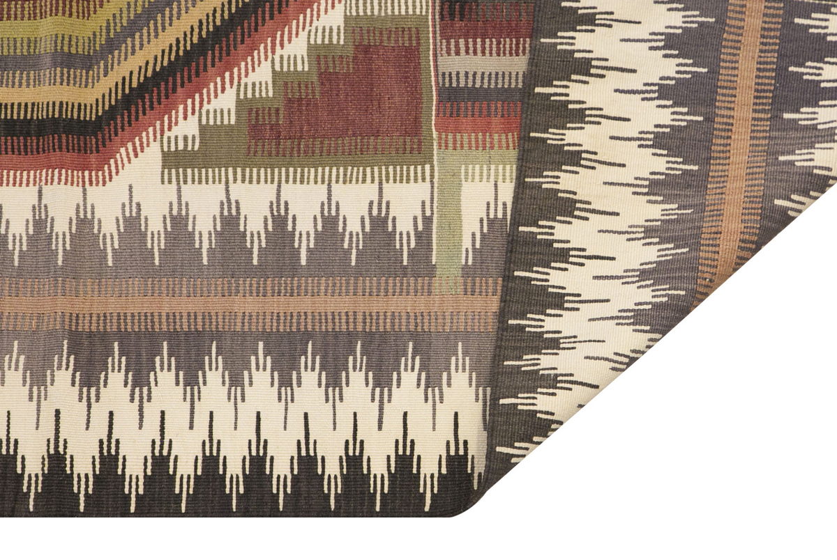 Vintage Turkish Rug, 3.11 x 6.1 ft Rug, 120 x 186 cm