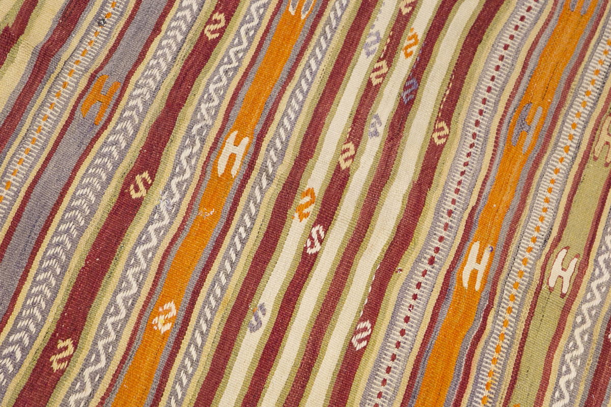 Vintage Turkish Rug, 3.11 x 6.1 ft Rug, 120 x 187 cm
