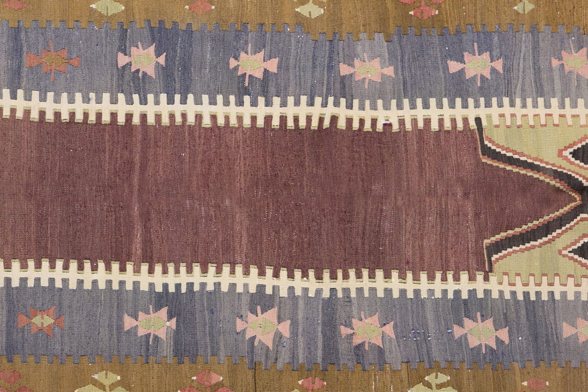 Vintage Turkish Rug, 3.11 x 6.10 ft, 120 x 210 cm