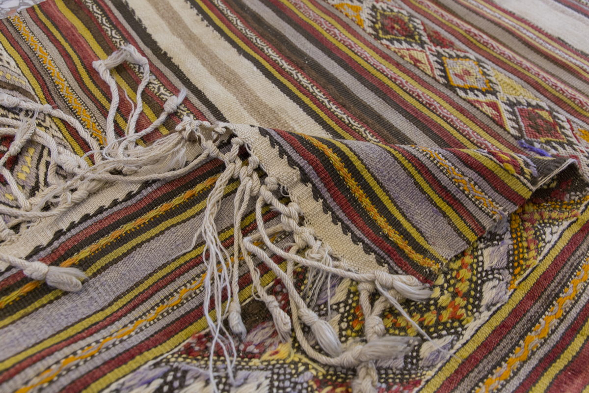 Vintage Turkish Rug, 3.2 x 5.3 ft Rug, 98 x 162 cm
