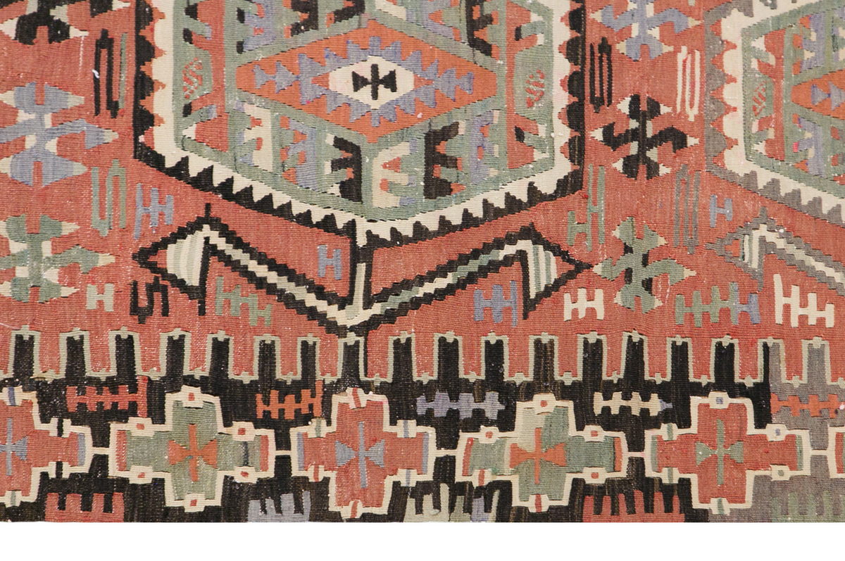 Vintage Turkish Rug, 3.3 x 5.7 ft, 100 x 172 cm