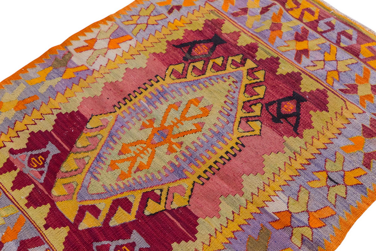 Vintage Turkish Rug, 3.4 x 4.5 ft, 102 x 137 cm