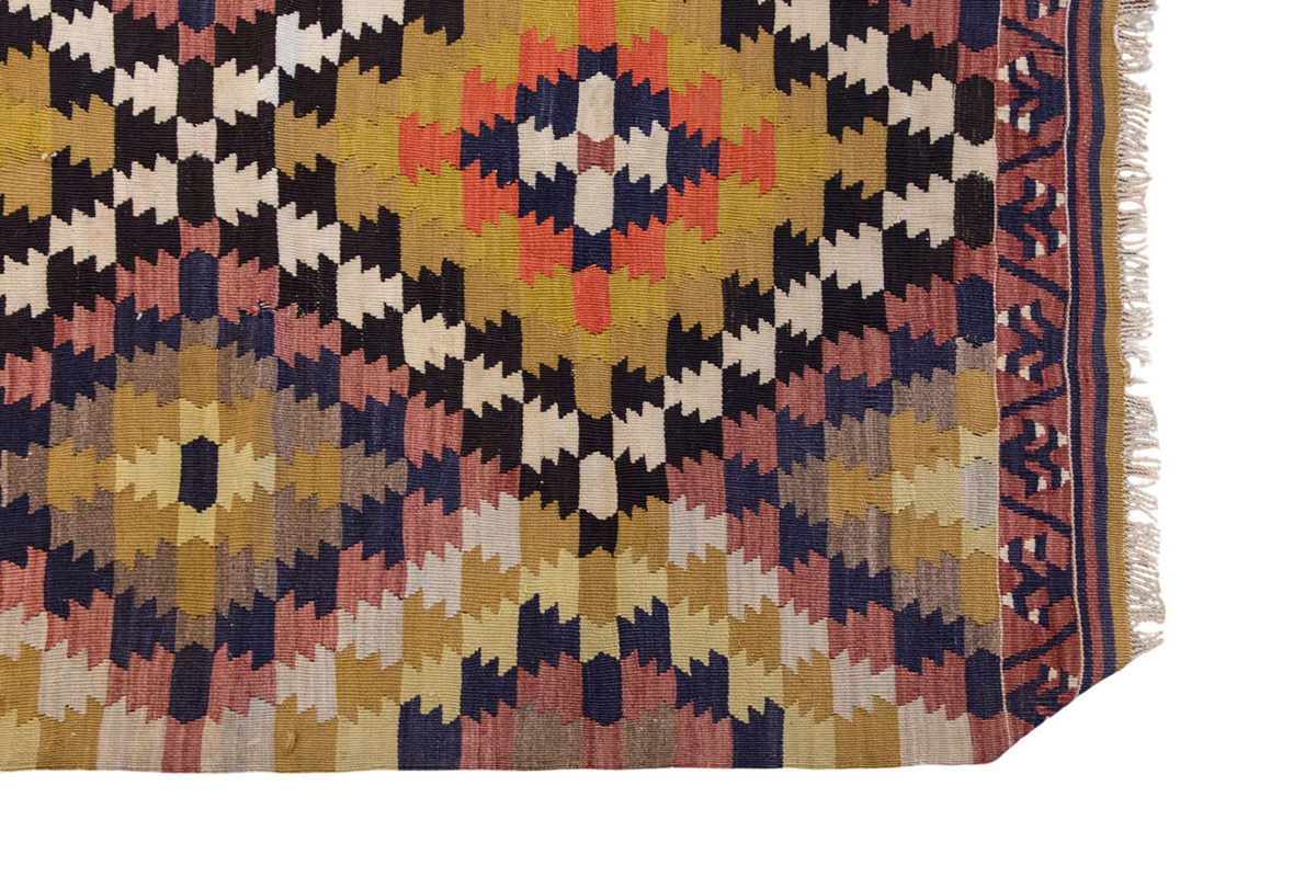 Vintage Turkish Rug, 3.4 x 4.7 ft, 102 x 140 cm