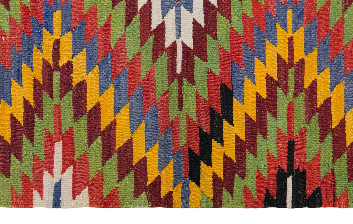 Vintage Turkish Rug, 3.5 x 4.10 ft, 106 x 148 cm