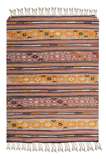 Vintage Turkish Rug, 3.5 x 5 ft, 106 x 154 cm