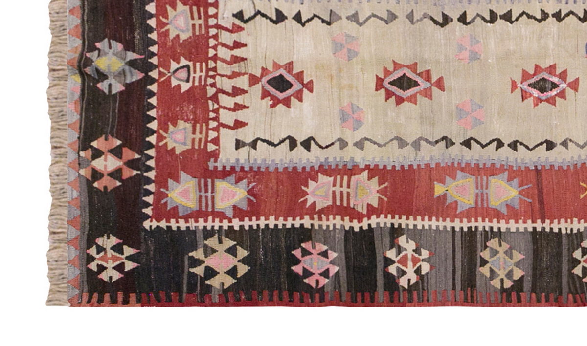 Vintage Turkish Rug, 3.5 x 6.11 ft, 106 x 213 cm