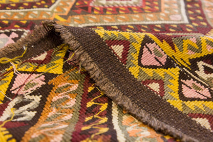 Vintage Turkish Rug, 3.6 x 5.6 ft, 107 x 170 cm