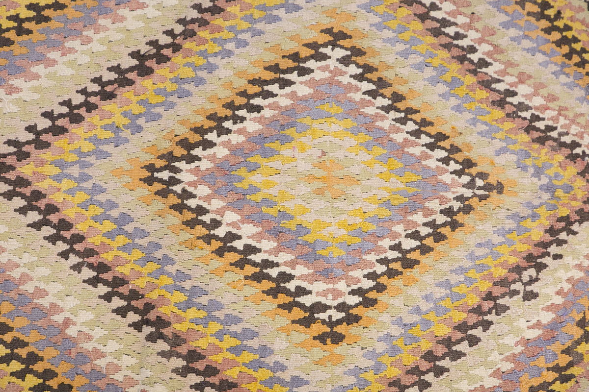 Vintage Turkish Rug, 3.6 x 5.6 ft, 108 x 168 cm