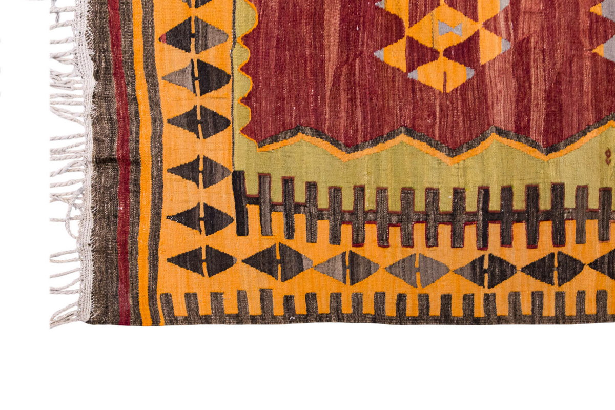 Vintage Turkish Rug, 3.6 x 6 ft, 109 x 183 cm