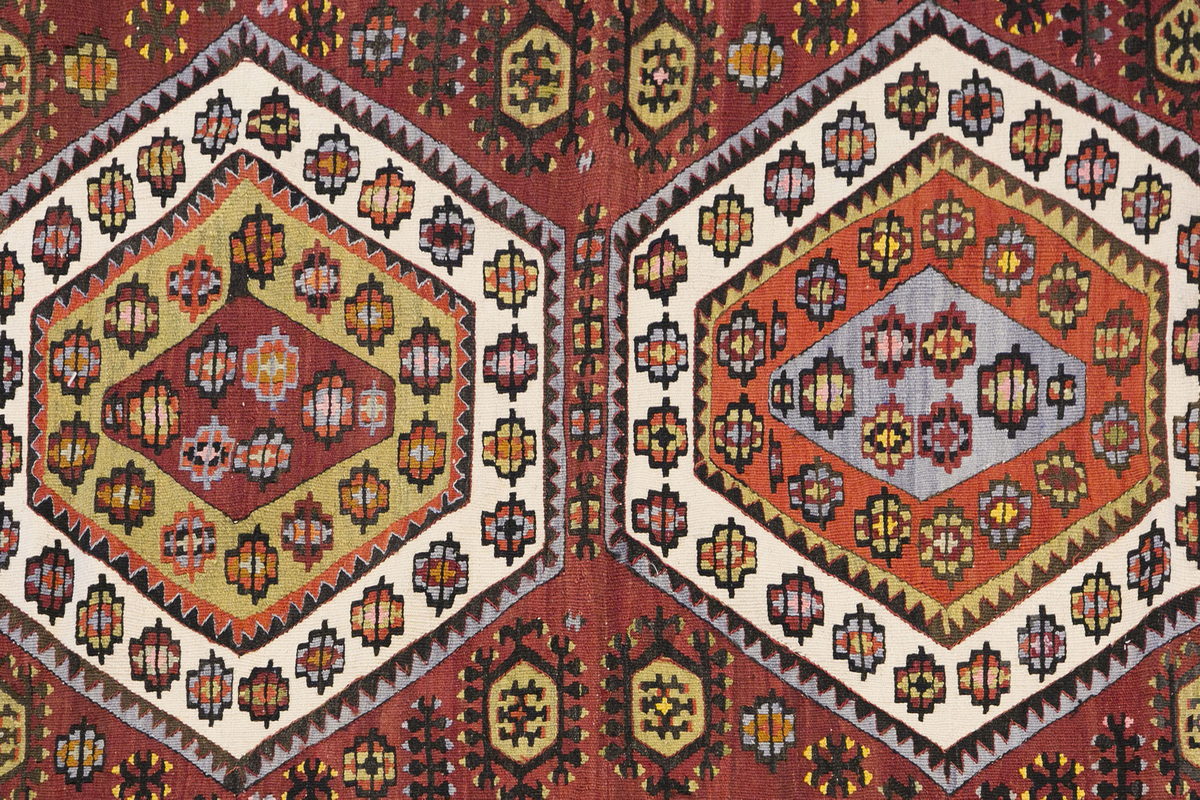 Vintage Turkish Rug, 3.8 x 6.3 ft, 113 x 194 cm