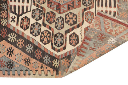 Vintage Turkish Rug, 3.9 x 5.8 ft, 115 x 173 cm