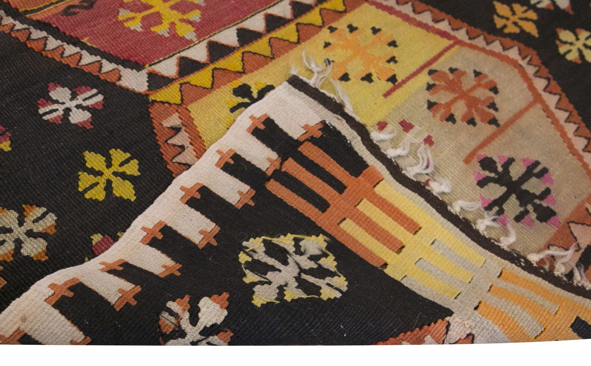 Vintage Turkish Rug, 4.1 x 3.2 ft, 125 x 99 cm