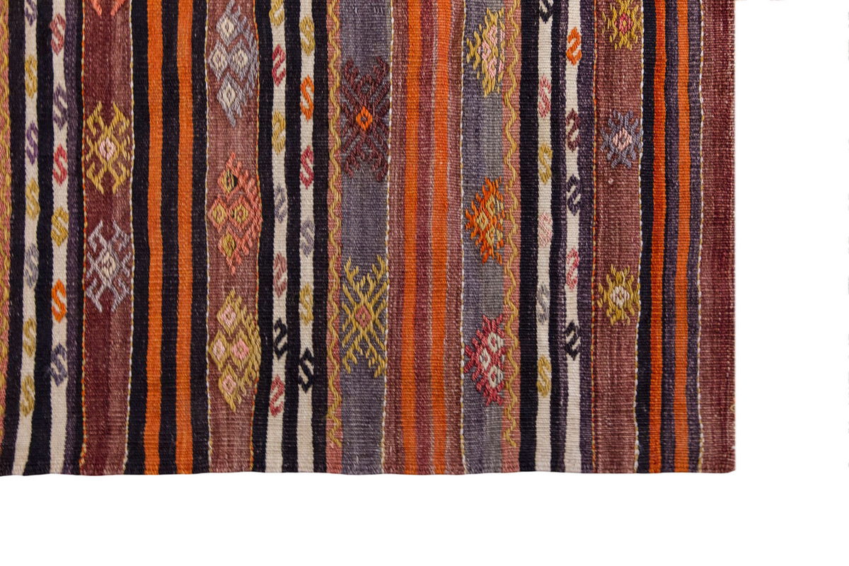 Vintage Turkish Rug, 4.1 x 3.7 ft, 126 x 111 cm