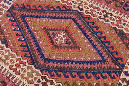 Vintage Turkish Rug, 4.1 x 3 ft, 125 x 92 cm
