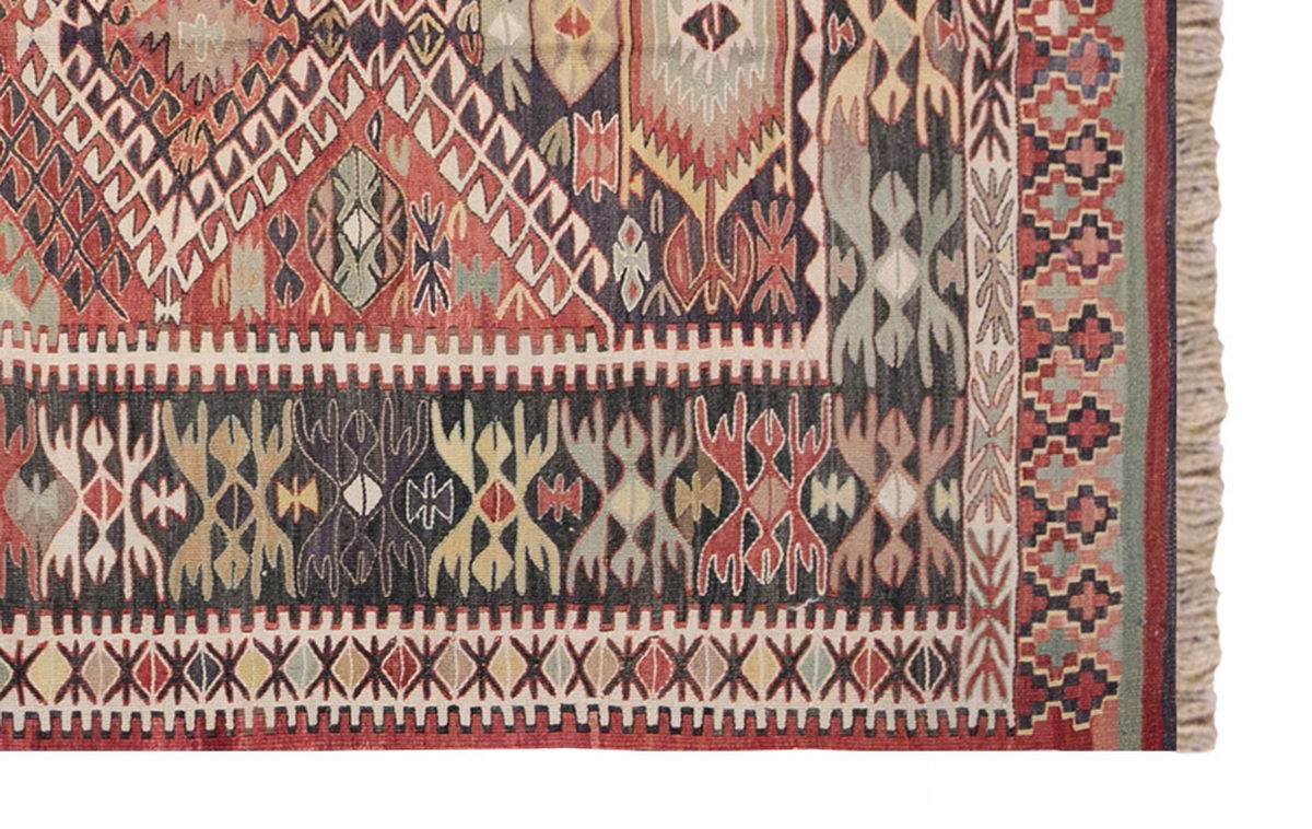 Vintage Turkish Rug, 4.1 x 5.10 ft Rug, 126 x 180 cm
