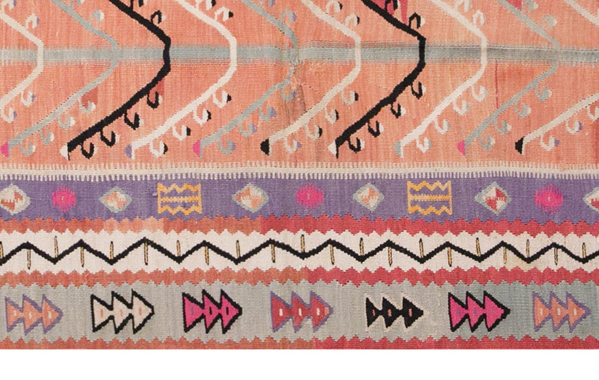 Vintage Turkish Rug, 4.1 x 6.6 ft, 125 x 200 cm