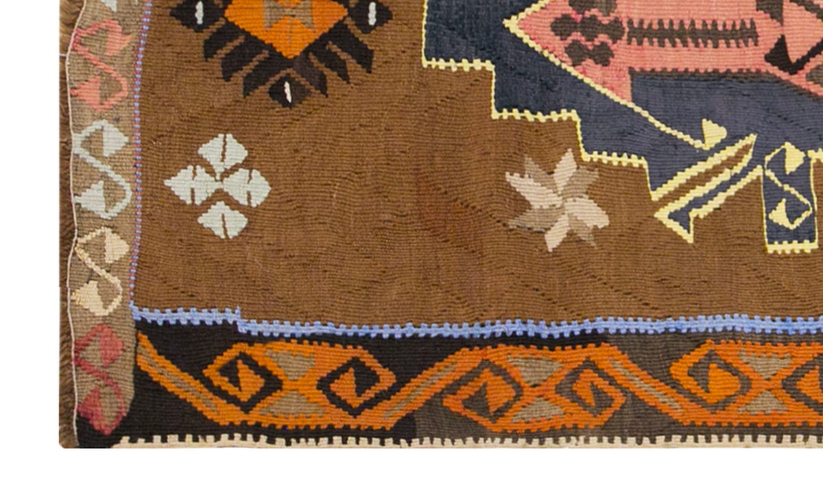 Vintage Turkish Rug, 4.10 x 5.10 ft Rug, 149 x 180 cm