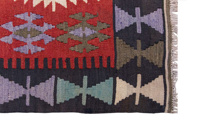 Vintage Turkish Rug, 4.11 x 2.10 ft, 152 x 87 cm