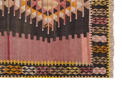 Vintage Turkish Rug, 4.11 x 6.5 ft Rug, 151 x 197 cm