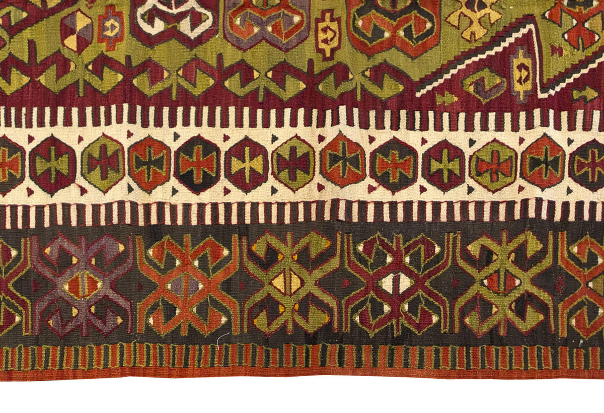 Vintage Turkish Rug, 4.2 x 5.1 ft Rug, 128 x 155 cm
