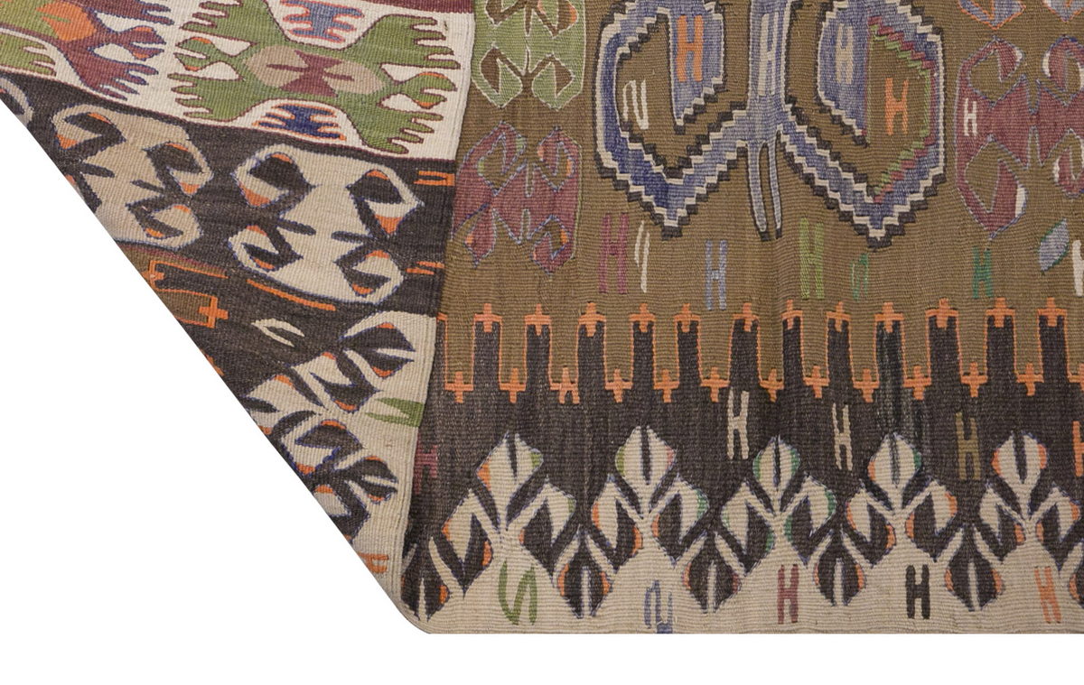 Vintage Turkish Rug, 4.2 x 5.9 ft Rug, Vintage Rug, 128 x 176 cm