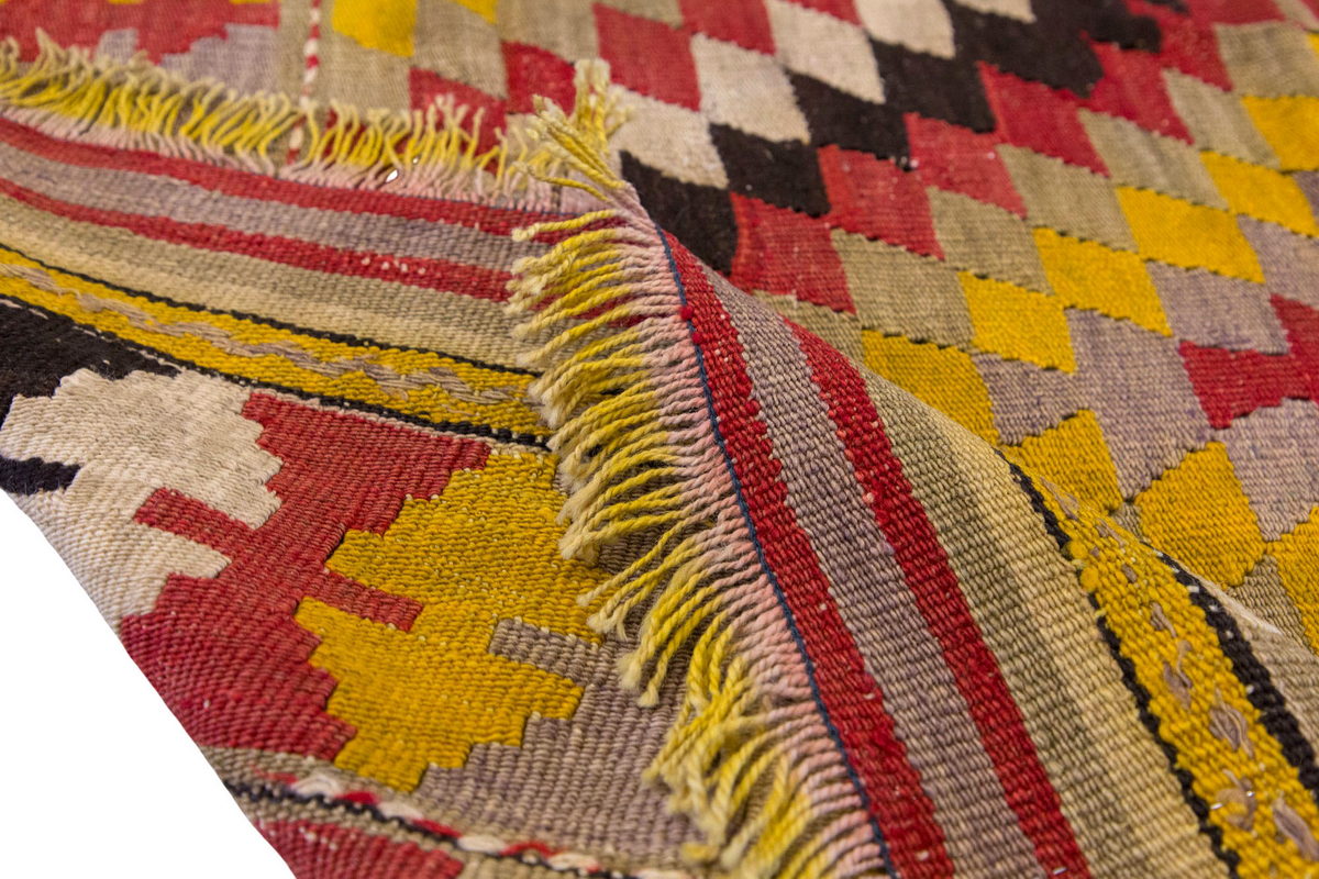 Vintage Turkish Rug, 4.3 x 3.4 ft, 130 x 104 cm