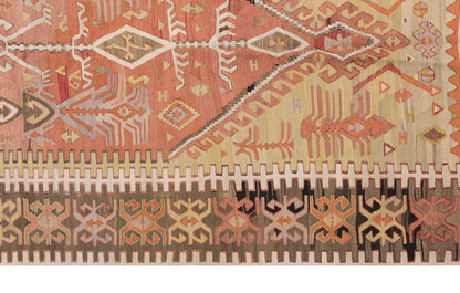 Vintage Turkish Rug, 4.3 x 6 ft, 132 x 183 cm