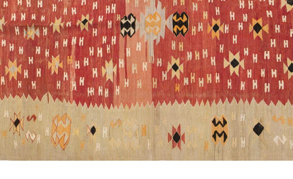 Vintage Turkish Rug, 4.4 x 7.1 ft, 133 x 216 cm