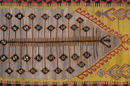 Vintage Turkish Rug, 4.5 x 5.8 ft Rug, 136 x 173 cm