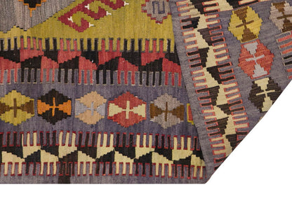 Vintage Turkish Rug, 4.5 x 5.8 ft Rug, 136 x 173 cm