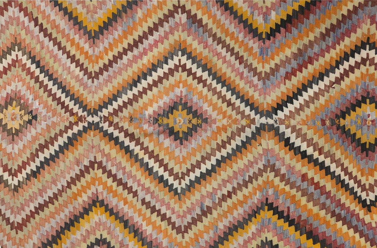 Vintage Turkish Rug, 4.5 x 7.4 ft Rug, 137 x 226 cm