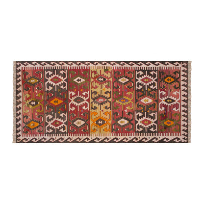 Vintage Turkish Rug, 4.5 x 8.11 ft Rug, 135 x 272 cm