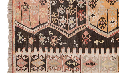 Vintage Turkish Rug, 4.6 x 7.1 ft, 138 x 218 cm