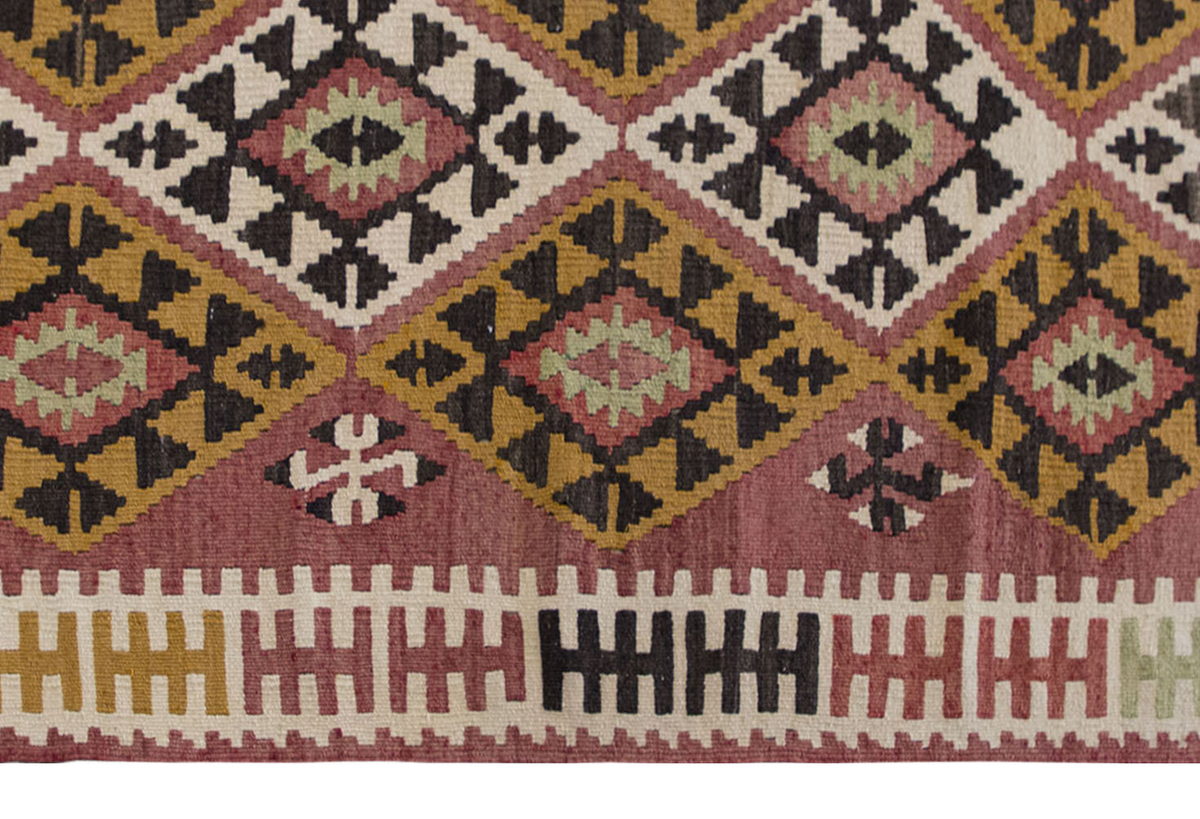 Vintage Turkish Rug, 4.7 x 2.11 ft Rug, 142 x 91 cm