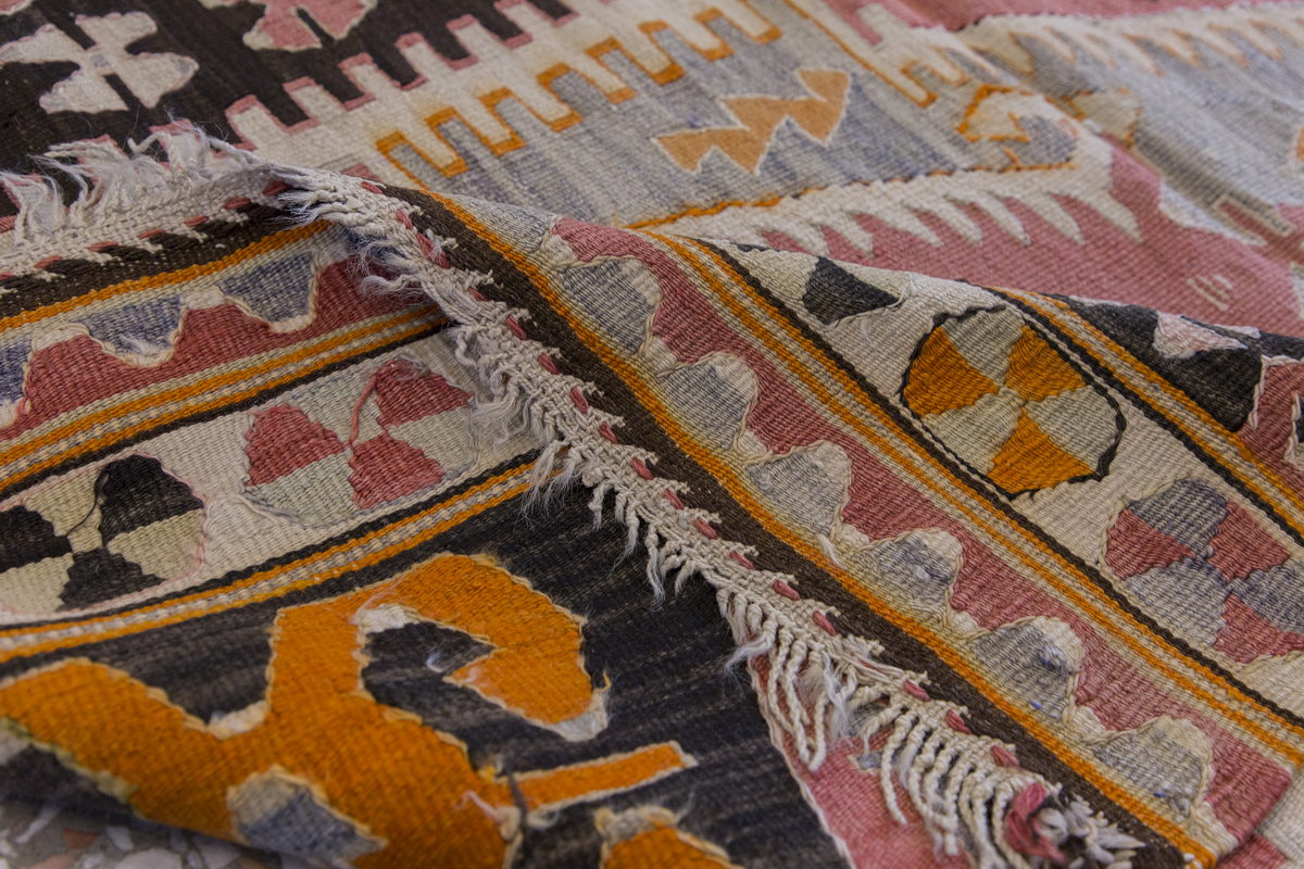 Vintage Turkish Rug, 4.7 x 3.4 ft Rug, 140 x 104 cm
