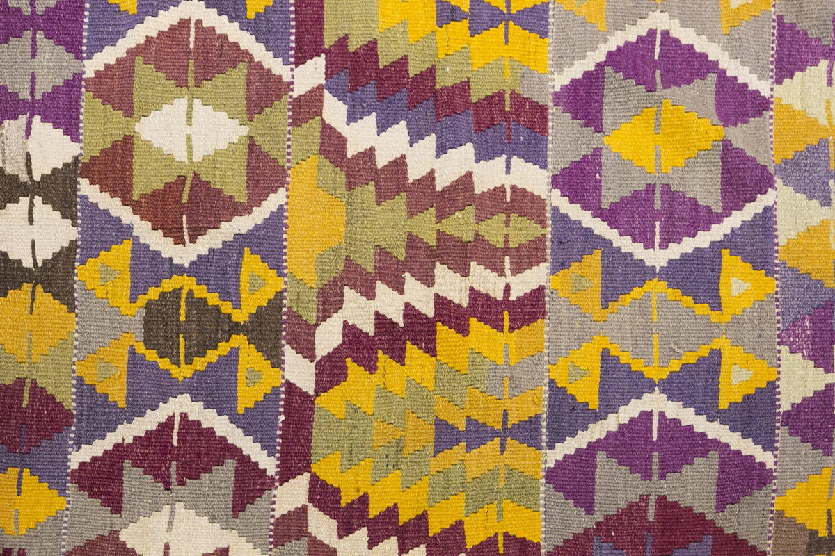 Vintage Turkish Rug, 4.7 x 4.5 ft Rug, 140 x 135 cm